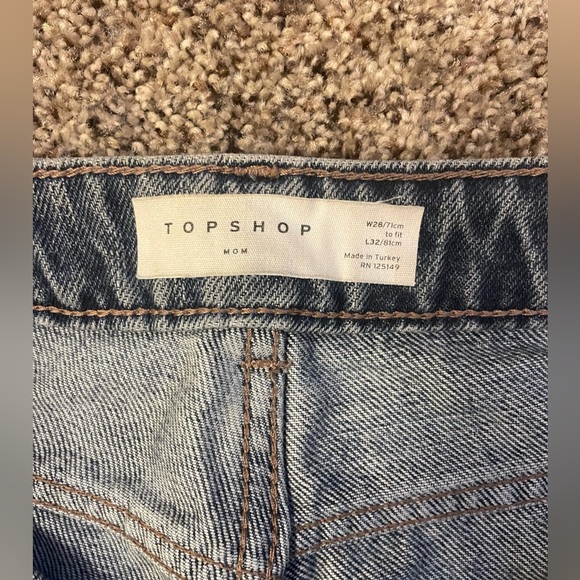 Topshop Tapered Mom Jeans - Picture 4 of 4